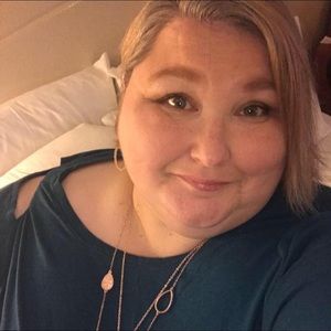 Meet your Posher, Priscilla